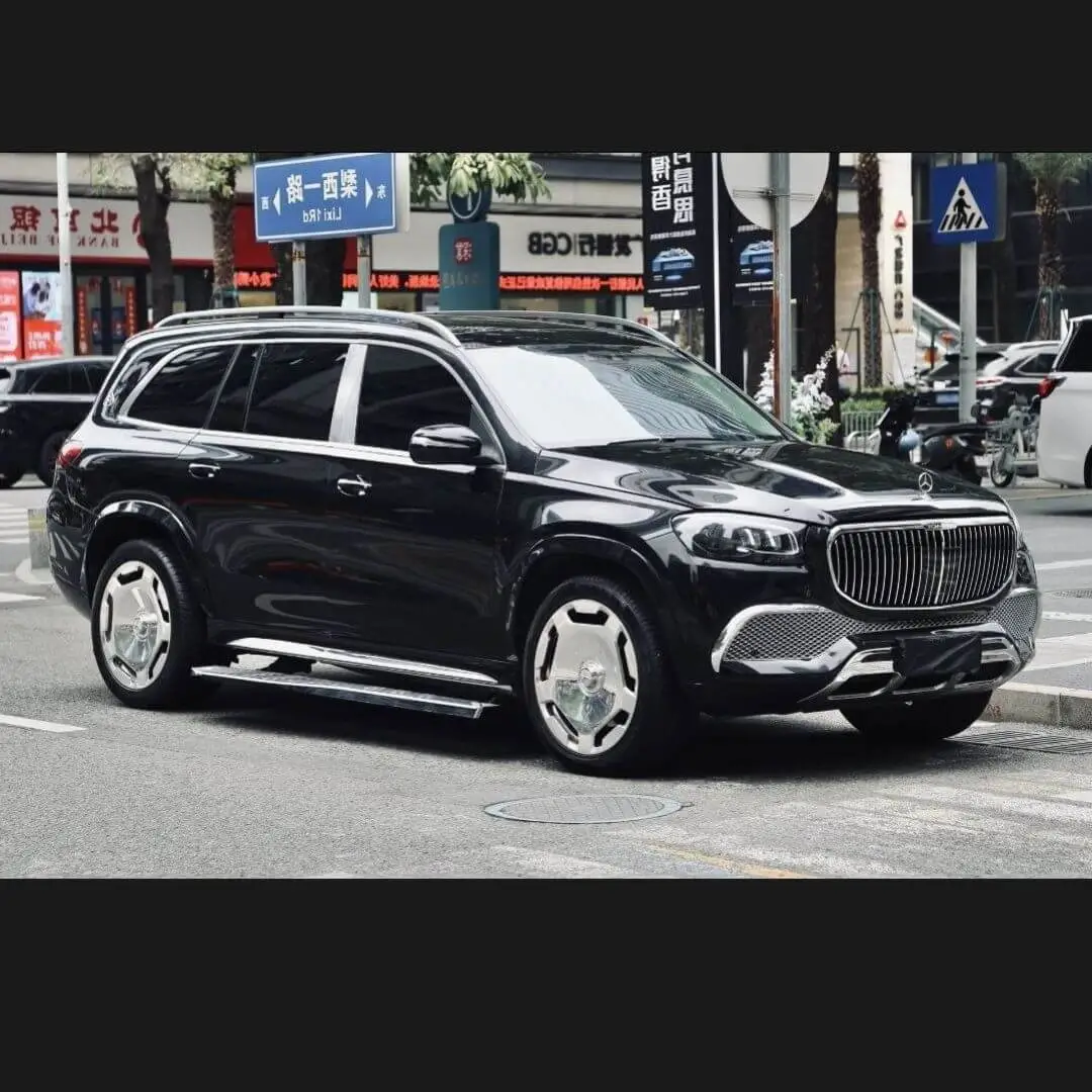 Maybach GLS600 luxury chauffeur car with driver in China