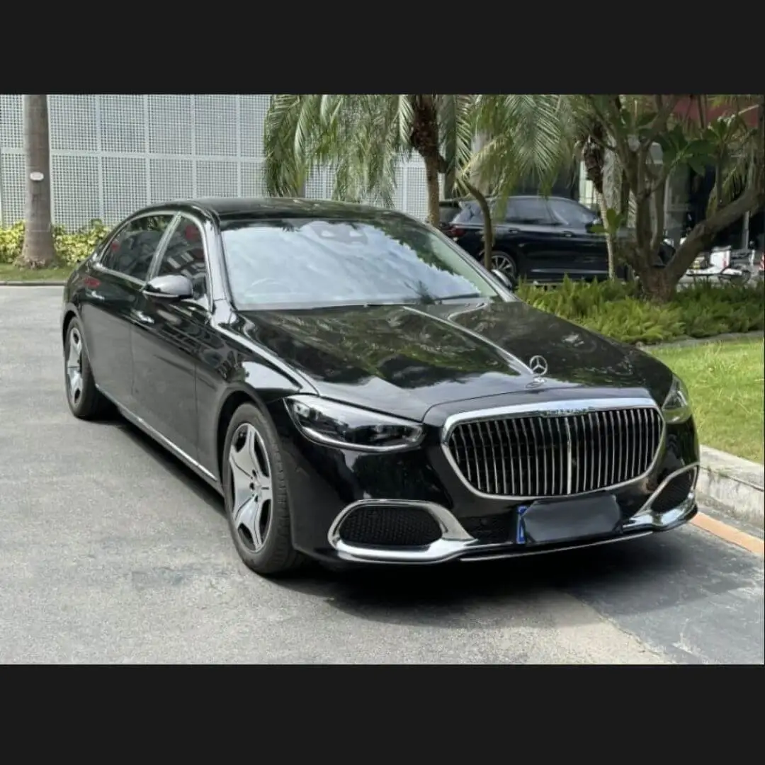 Maybach S480 luxury chauffeur car with driver in China